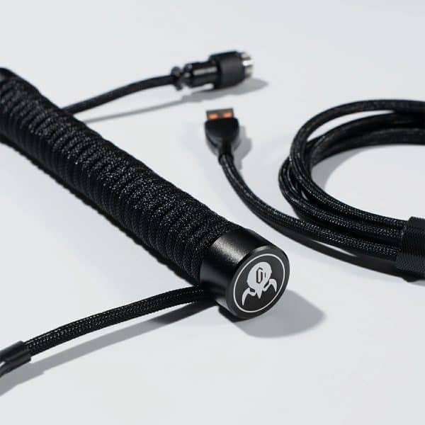 Detachable 4-pin aviator connector detail on the GravaStar Coiled USB Cable