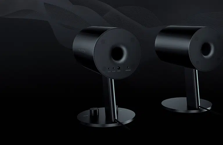 Razer Nommo Regular & Chroma Speakers Bass within reach