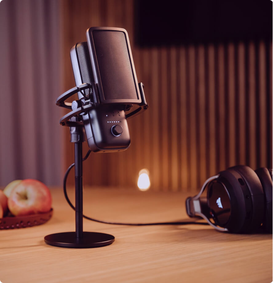 Elgato Wave microphone stand raised with extension rods