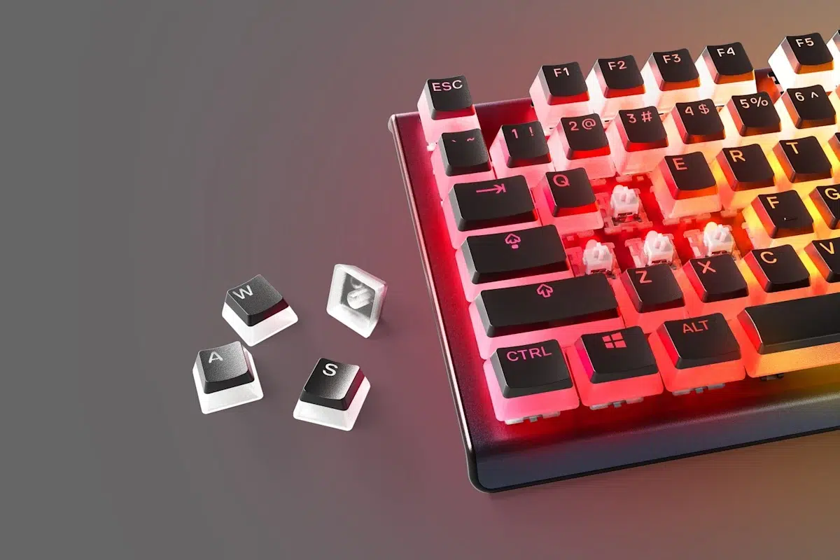 SteelSeries PrismCaps Double-Shot PBT Keycaps - Black close-up
