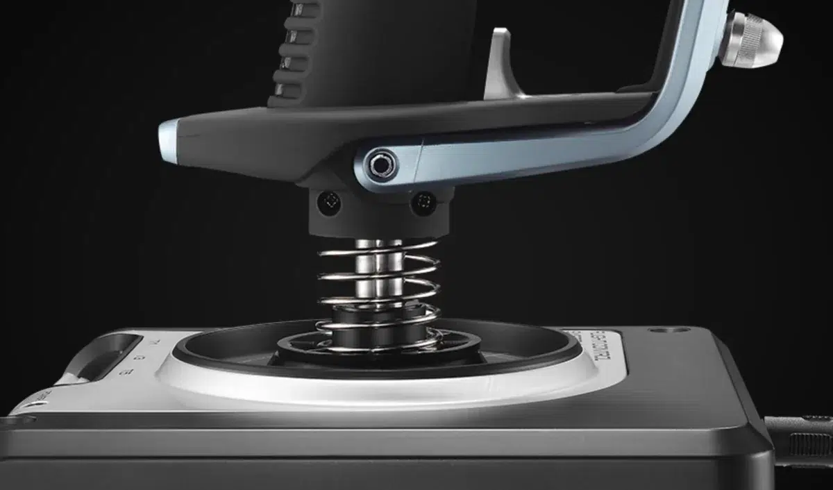 Logitech G X52 H.O.T.A.S. spring centering mechanism